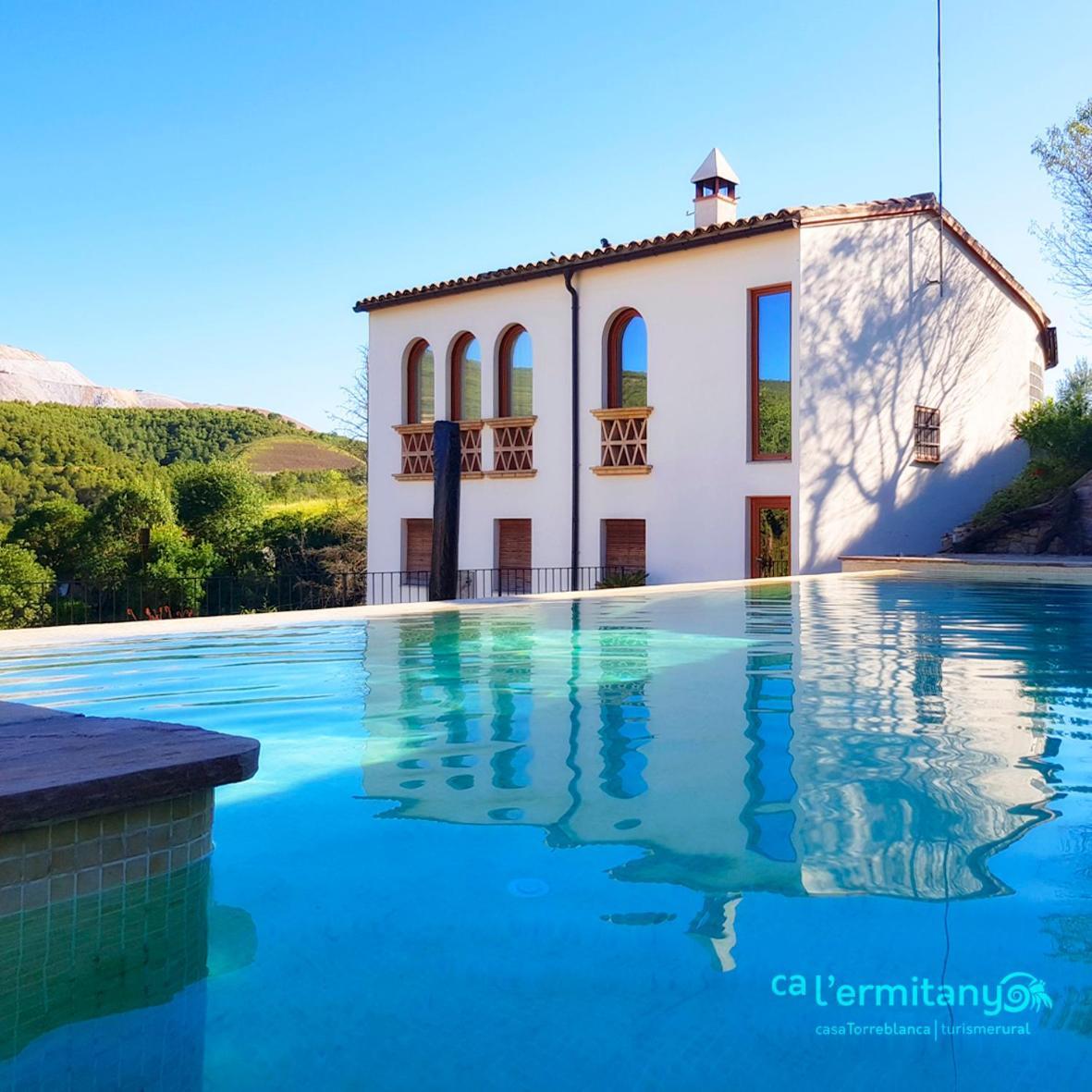 Ca L' Ermitanyo- Casa Torre Blanca Guest House Suria Exterior photo