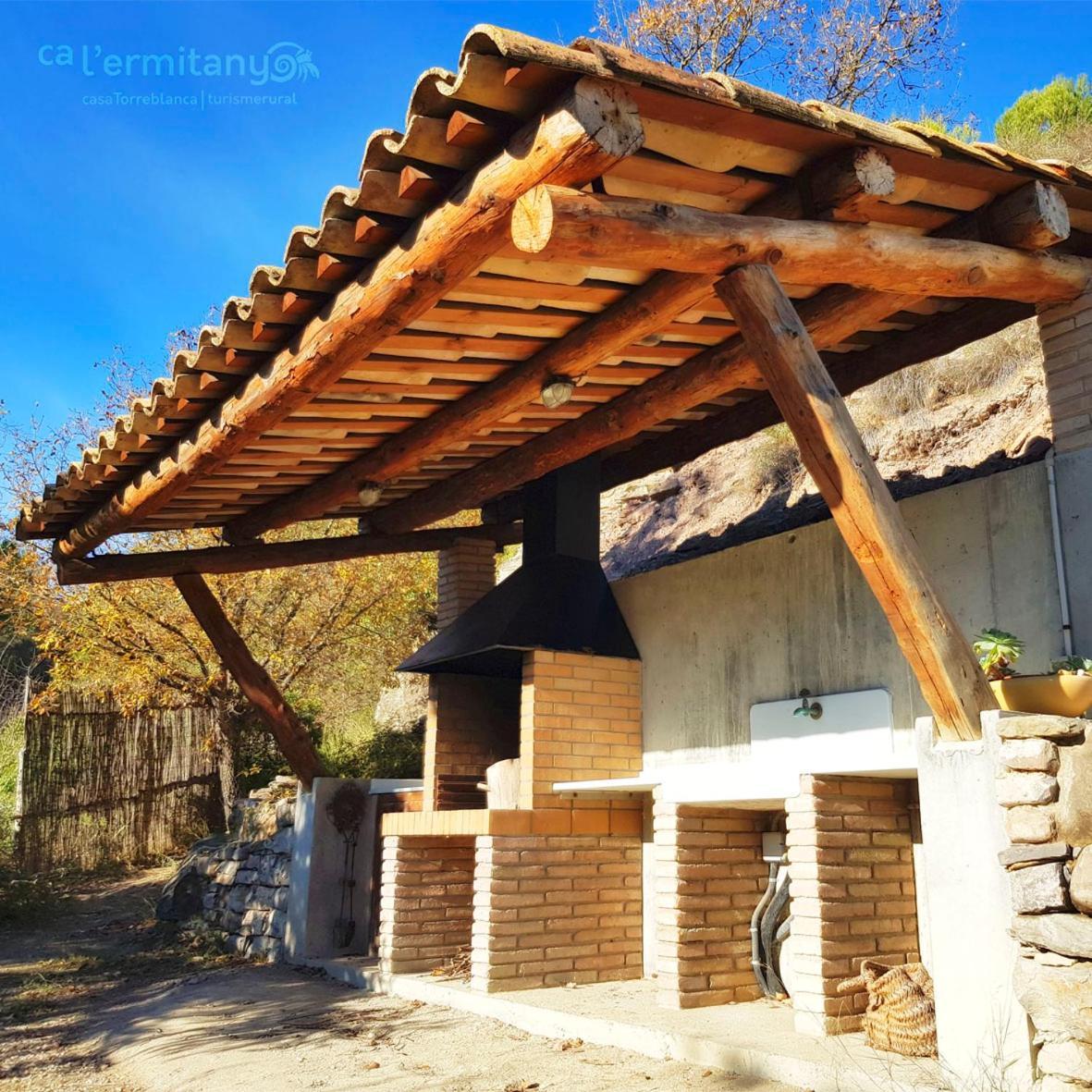 Ca L' Ermitanyo- Casa Torre Blanca Guest House Suria Exterior photo