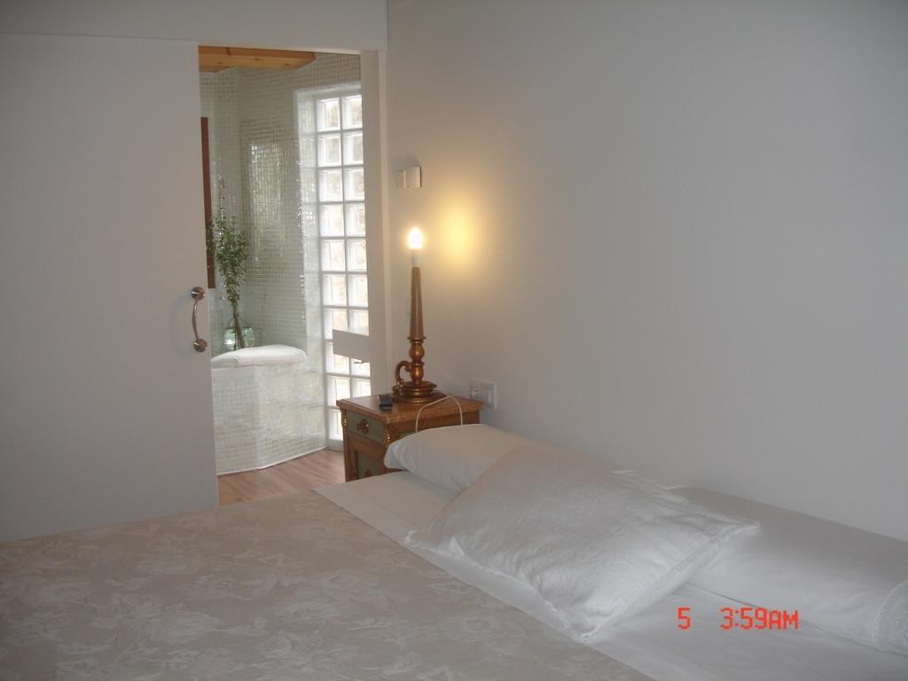 Ca L' Ermitanyo- Casa Torre Blanca Guest House Suria Room photo