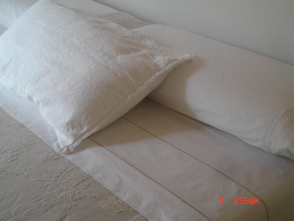 Ca L' Ermitanyo- Casa Torre Blanca Guest House Suria Room photo